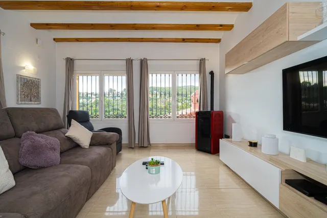 Villa  de 5 dormitorios en venta en Orba, Costa Blanca. — 10