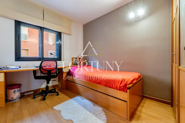 Dúplex en venta Calle Teresa de Calcuta, Reus. — 21