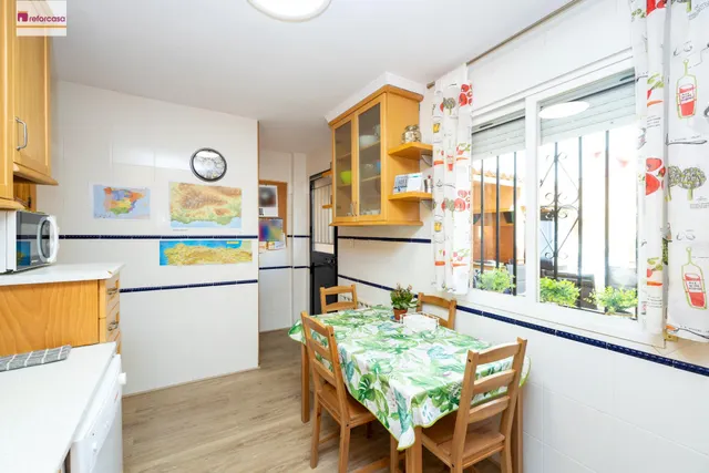 AMPLIA Y PRECIOSA CASA LISTA PARA ENTRAR A VIVIR!! — 24