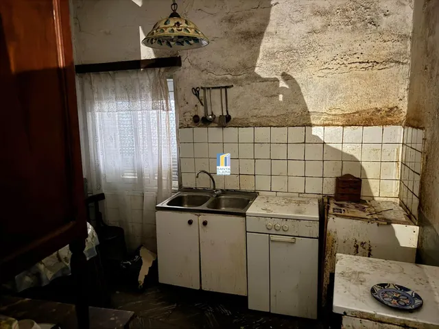 CASA EN VENTA PARA REHABILITAR DE DOS PLANTAS EN ZONA LAS VEGAS, ZAMORA. — 7
