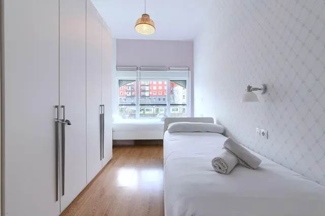 Se vende Espectacular piso con licencia turística a 7 min del Casco Viejo — 25