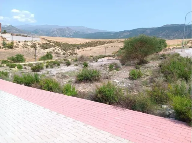 Exclusiva parcela en esquina con vistas panorámicas a Sierra - foto 2