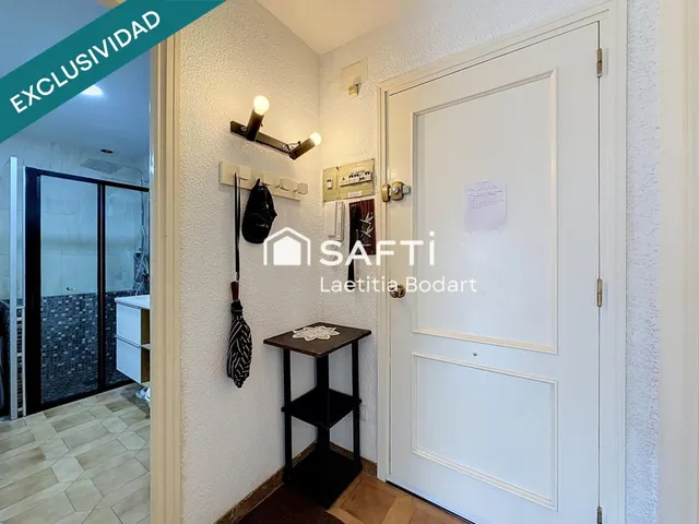 Estudio con vistas al canal, terraza y garaje privado en Empuriabrava — 10