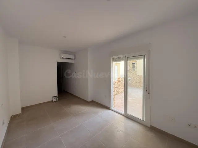 BAJO DE DOS DORMITORIOS EN VERA