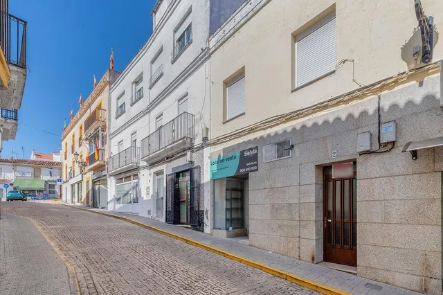 Local comercial 49m² en venta - Extremadura - foto 2