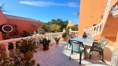Enorme casa independiente con amplia parcela en Puerto de la Torre — 3