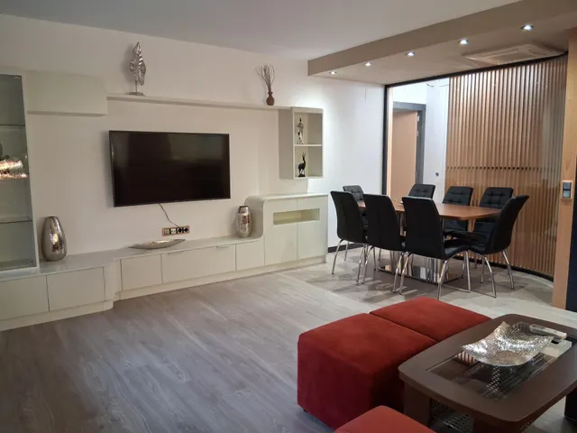 Vivienda con reforma a estreno. — 8