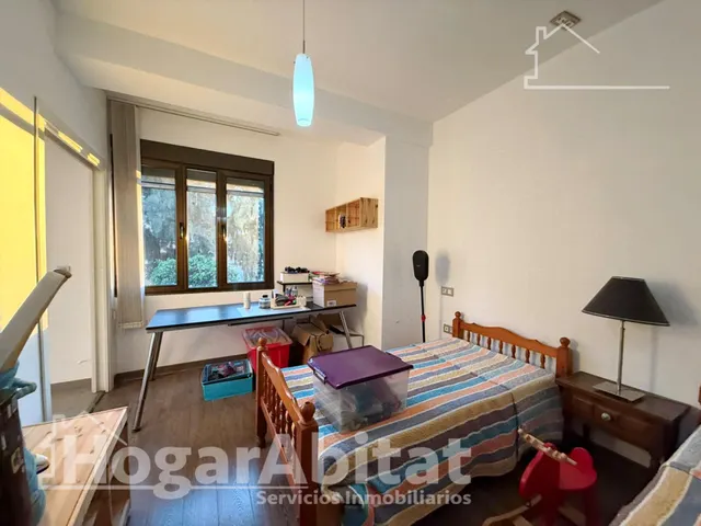 Reformado con patio cerca de la playa — 20