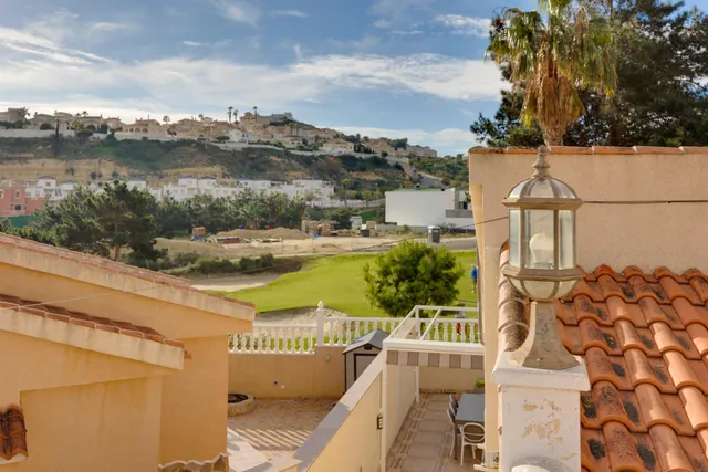 MAGNIFICO CHALET INDEPENDIENTE CON PISCINA PRIVADA Y VISTAS AL CAMPO DE GOLF EN CIUDAD QUESADA — 27