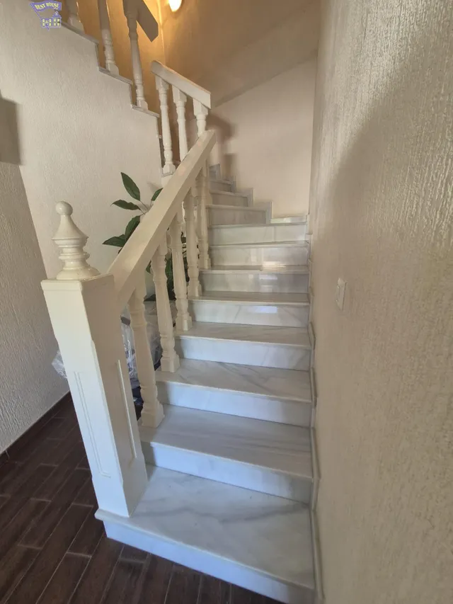 SE VENDE CASA EN ZONA DE LA JUNTA DE LOS RÍOS — 20
