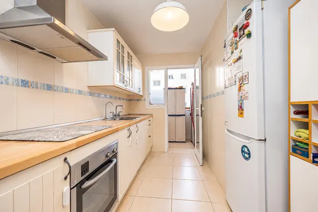 Amplio piso de 2 dormitorios y 2 baños con parking en Campos — 6