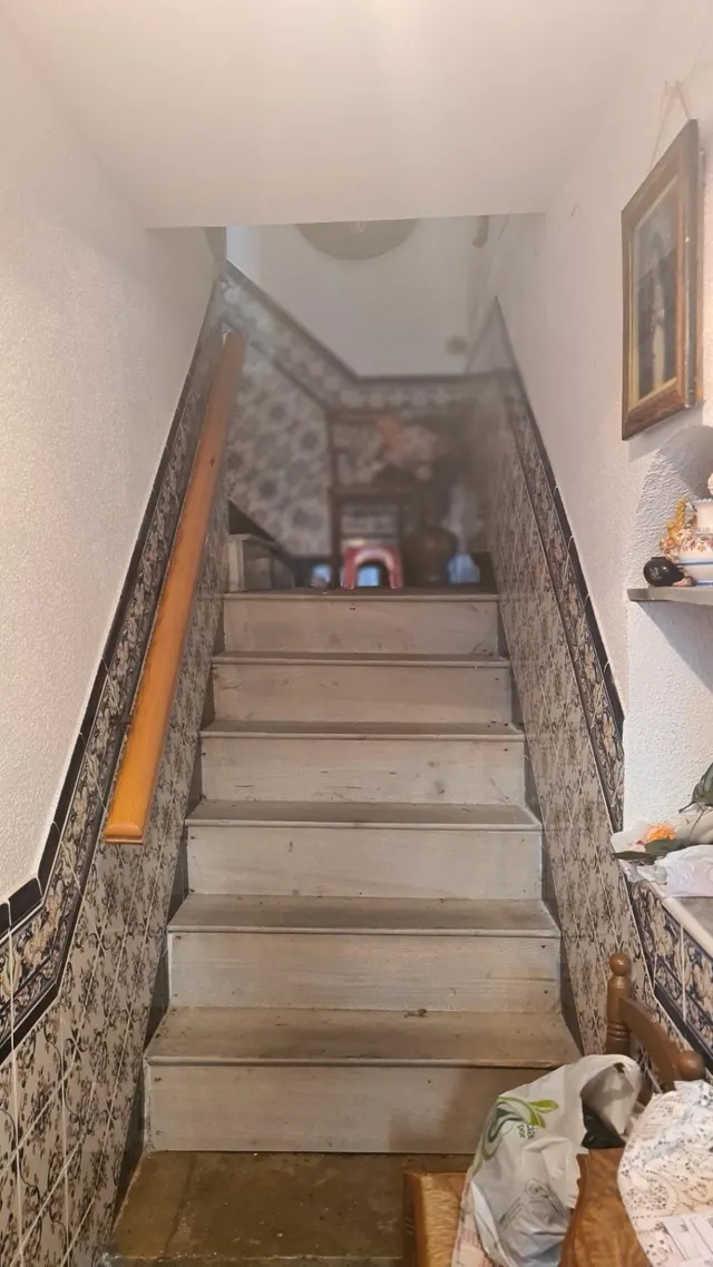 OPORTUNIDAD DE CASA Y EDIFICIO ANEXO EN JARAÍZ DE LA VERA SÓ - foto 5