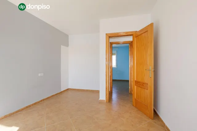 ¡Casa pareada con patio privado en Cijuela! Granada — 13
