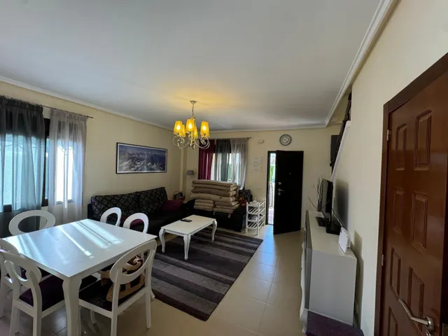 GRAN ADOSADO EN CIUDAD QUESADA: 3 HAB, 2 BAÑOS — 7