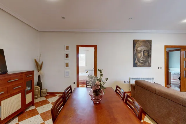 Luminosa Planta Baja con Gran Patio y Terraza en el Barrio de la Concepción — 19