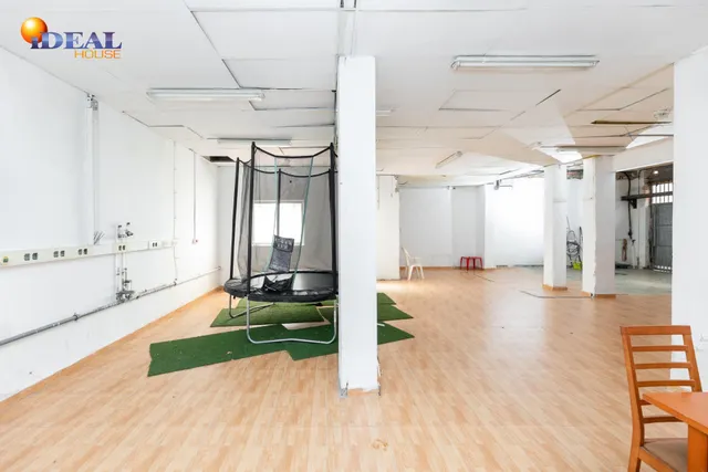 Venta de local de 171 m2 en Armilla (Granada) — 9
