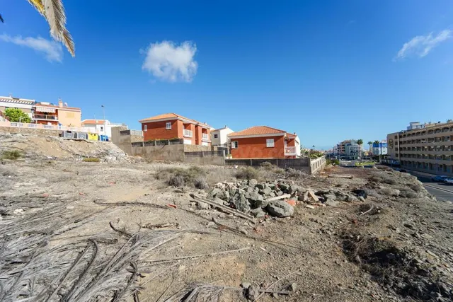 Terreno único en Arguineguín – 695 m2 con gran potencial y v - foto 4