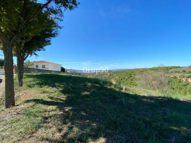 Parcela residencial de 2.000 m2 en Castellbisbal — 12
