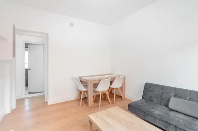 Bajo reformado con terraza privada de 30 m2 orientada al sur en Avilés — 9