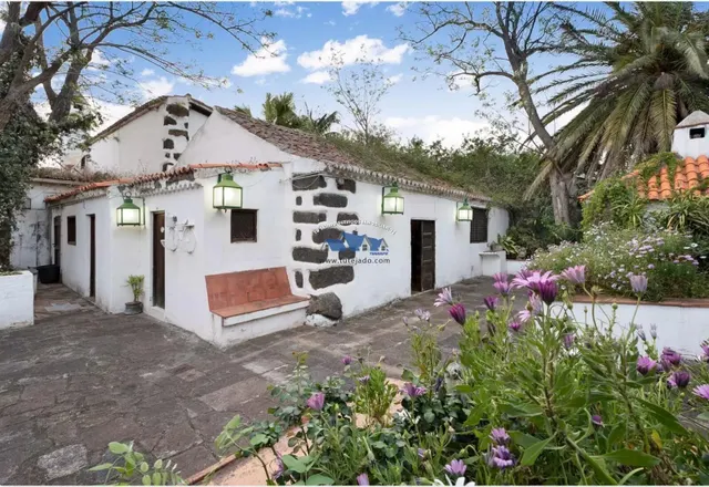 Casa histórica en venta — 32