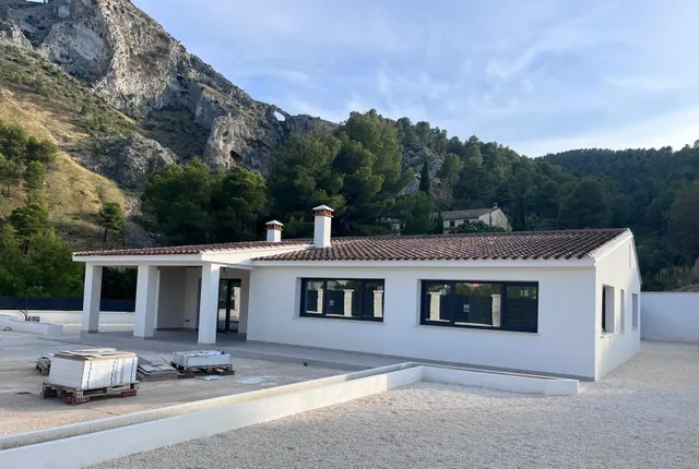Villa 4 habitaciones 178m² en venta - Comunidad valenciana — 28