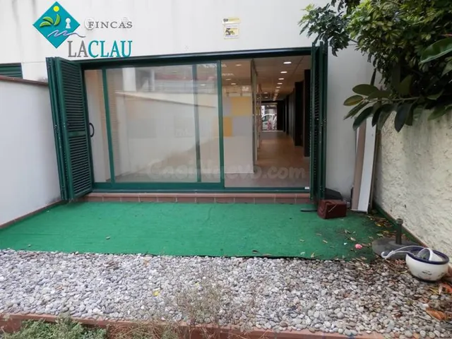 Local comercial cerca de la estación - foto 4