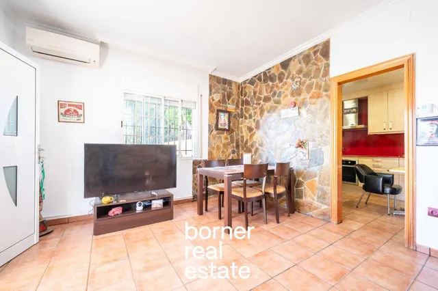 Casa con jardín en Sant Muç, Rubí — 21