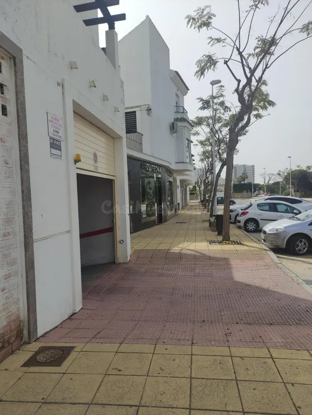 PLAZA DE GARAJE EN PUNTA UMBRÍA - foto 3