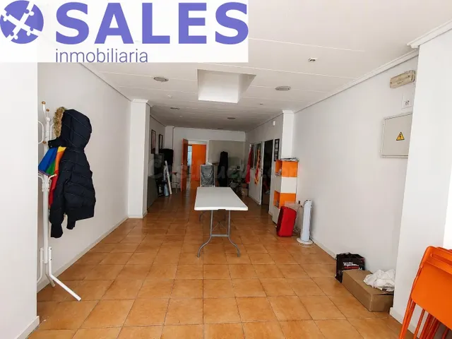 Local comercial acondicionado en Torrent, próximo a Avenida 