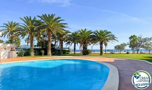 Estudio con piscina y vista lateral al mar — Santa Margarida - foto 2