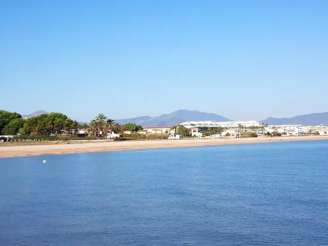 Se vende excelente parcela urbana en el pueblo de El Vergel, Alicante. — 7