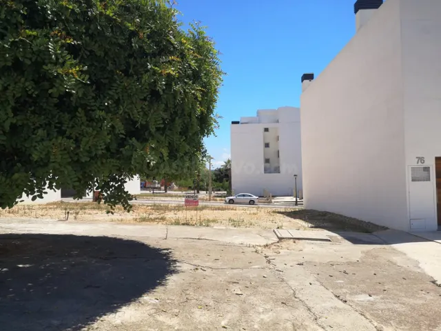 Solar de 376 m² en venta cerca de la Plaza de Toros, Vall d'