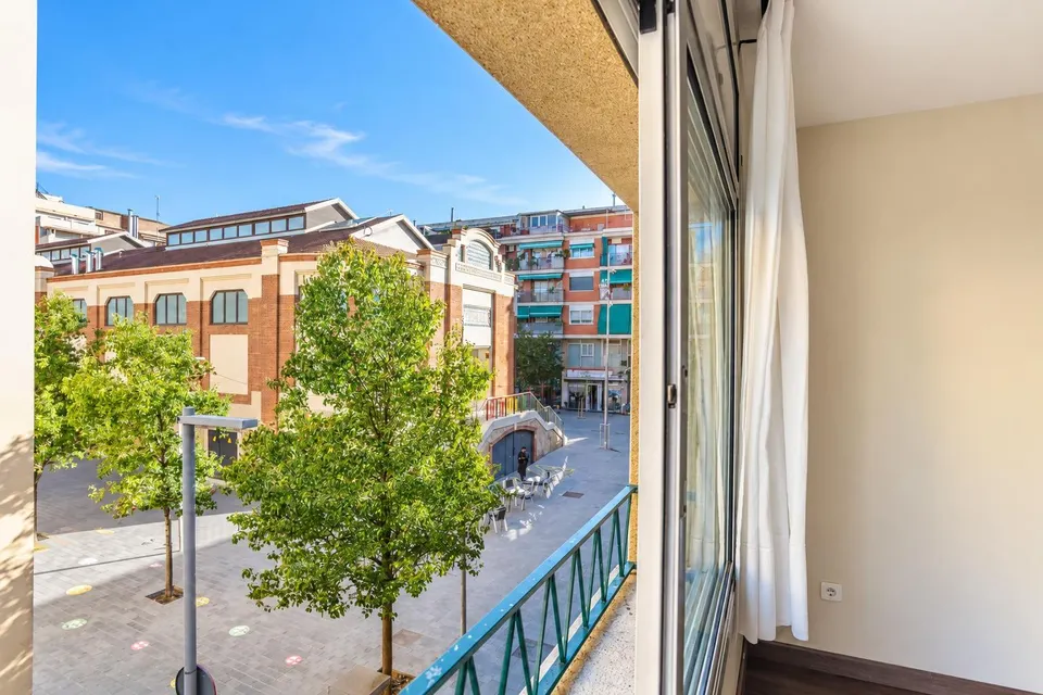¡ubicación privilegiada! fantástico piso junto al mercado segarra en Santa Coloma de gramenet
