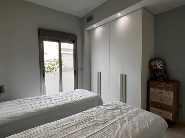 Villa 3 habitaciones 120m² en venta - PAU 26 — 32