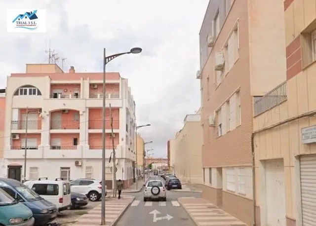 Venta Piso en Roquetas de Mar (Almería) - foto 2