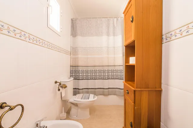 CHALET PAREADO A UN PASO DEL CAMPO DE GOLF CON 5 habitaciones 3 BAÑOS — 36
