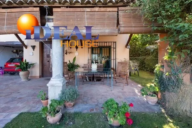 GRAN CASA CON PISCINA EN COLINAS BERMEJAS, MONACHIL — 47