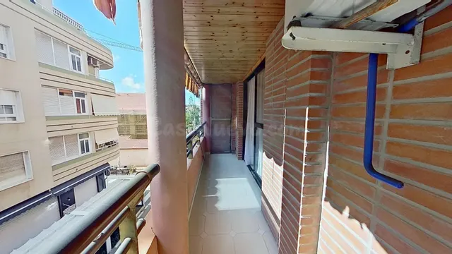 Gran apartamento en Torrevieja: 2 hab, 1 baño — 5