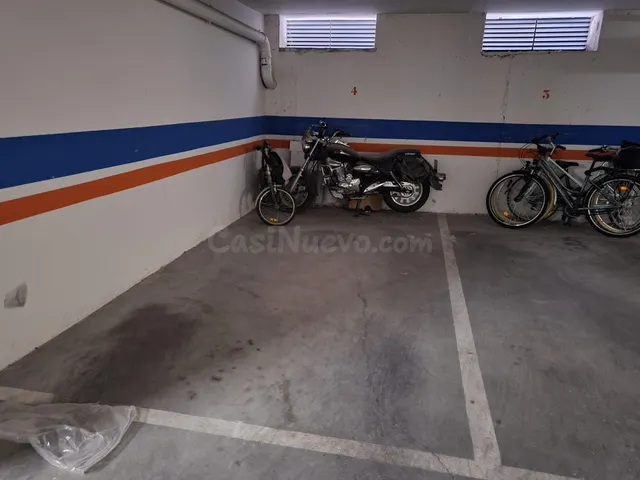 VENTA DE PLAZAS DE GARAJE FRENTE A HUELGAS
