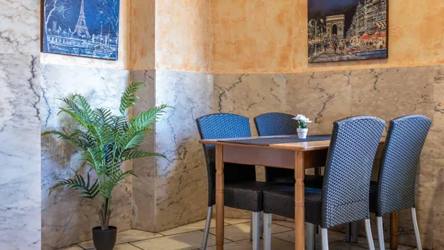Local comercial listo para restaurante en pleno centro de Torrevieja — 12