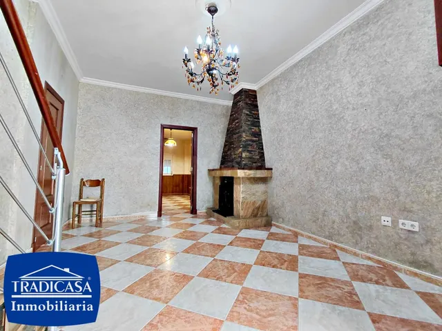 ¡CASA REFORMADA CON AZOTEA PRIVADA EN TORRESOTO! ZONA SUR DE - foto 3