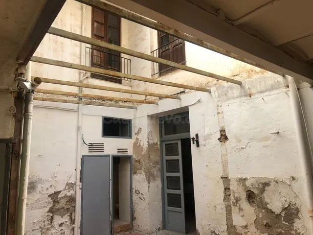 Venta de mítica casa en pleno casco histórico de Castellón - foto 4