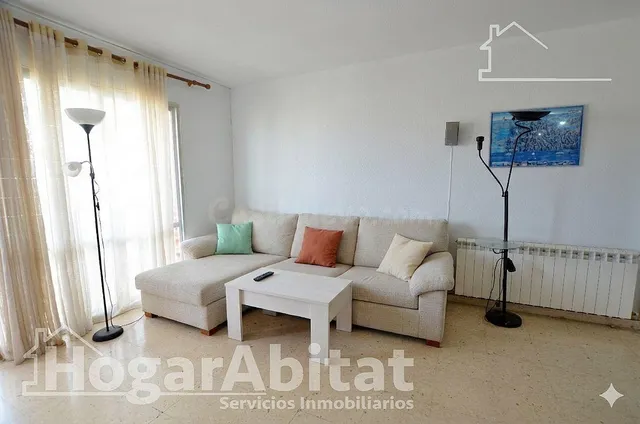 ¡VISTAS AL MAR! ALTO, AMPLIO Y EXTERIOR EN URBANIZACIÓN CON 