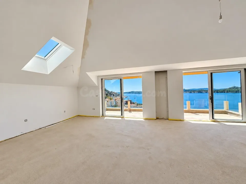 Ático dúplex de obra nueva con vistas al mar Adriatico – Sibenik, Croacia