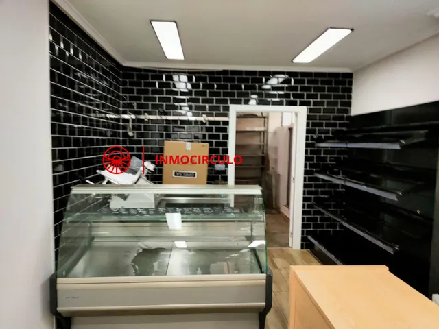 Oportunidad, Tienda de alimentación nueva. — 14