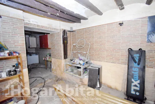 CASA MUY AMPLIA PARA REFORMAR, CON TERRAZA Y TRASTERO — 25