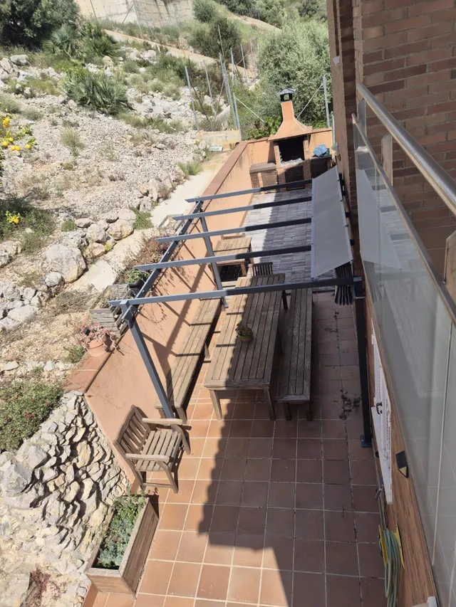 Casa con vistas panorámicas, placas solares y gran terraza en Mas Trader, Cubelles — 38