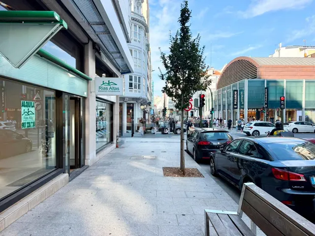 Local Prime en Plaza de Lugo: El escaparate más exclusivo de - foto 2