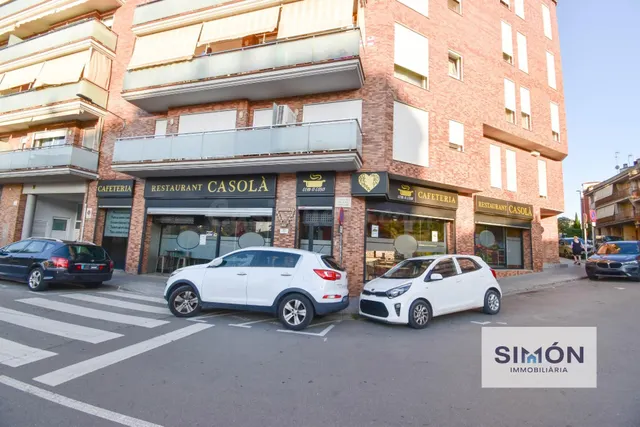 SE TRASPASA RESTAURANTE MODERNO ESQUINERO DE 462 m2 EN UBICA - foto 2