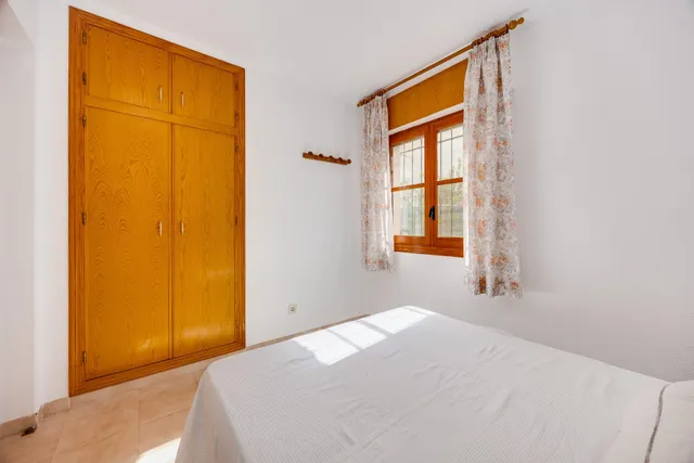 Precio bungalow con jardin y piscina comunitaria en urbanizacion lago jardin ii (los balcones) — 26